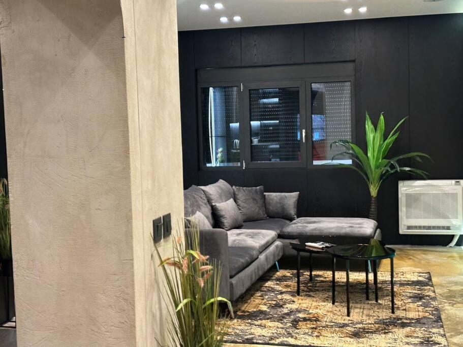 Luxury Boutique / Komuna Parisit / Near To Apartment Tirana